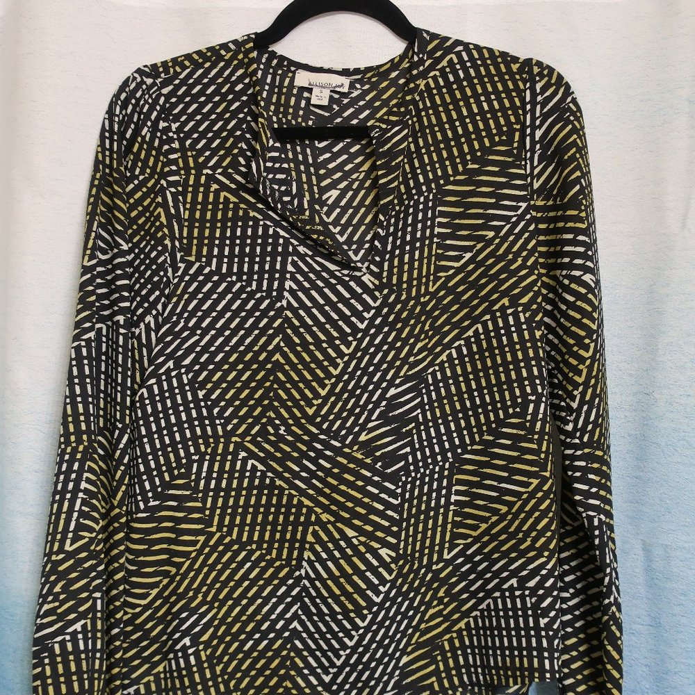 Blouse Long Sleeve By Allison Joy Size: S